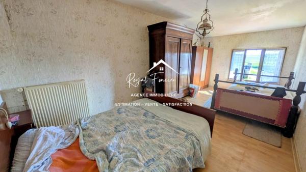 Ancien corp de ferme avec beaucoup de potentiel