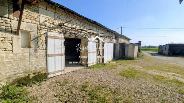 Ancien corp de ferme avec beaucoup de potentiel