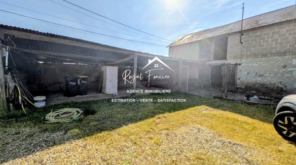 Ancien corp de ferme avec beaucoup de potentiel
