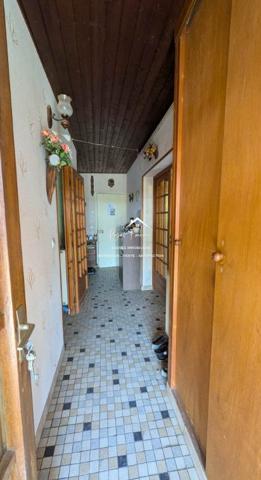 Ancien corp de ferme avec beaucoup de potentiel