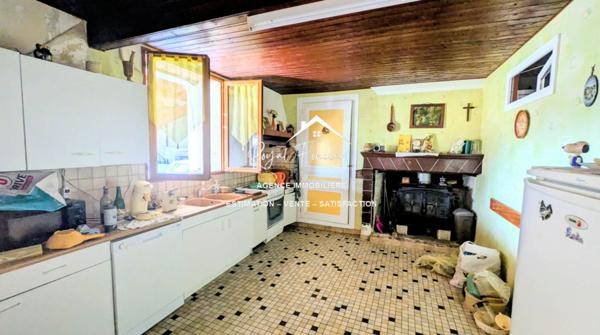 Ancien corp de ferme avec beaucoup de potentiel