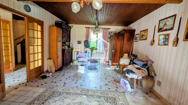 Ancien corp de ferme avec beaucoup de potentiel