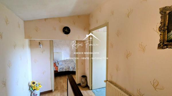 Ancien corp de ferme avec beaucoup de potentiel