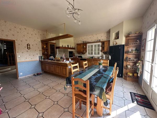 Propriete à vendre à Jouhe dans le Jura (39100), ref : J / LL