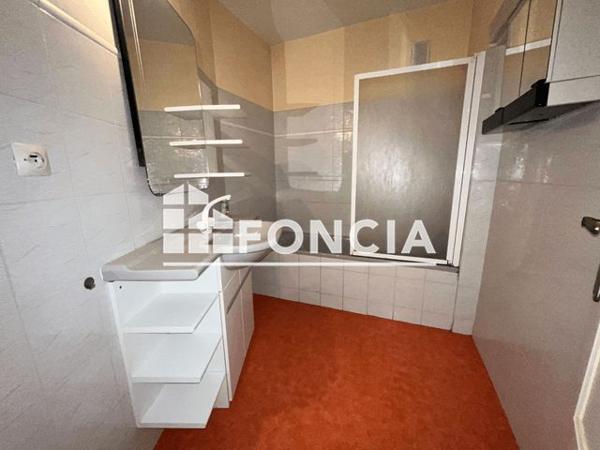 Location Appartement 3 pièces 75.69 m² - 2 RUE DUPERRE Brest 29200