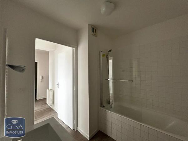 Appartement à louer 2 pièces 47.74m² Mainvilliers (28300)