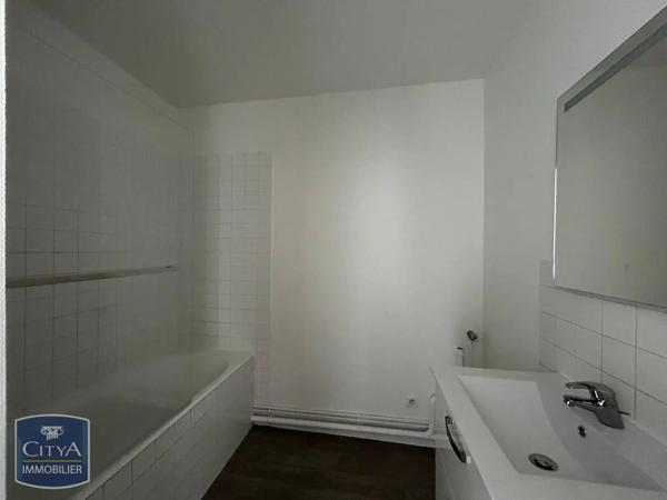 Appartement à louer 2 pièces 47.74m² Mainvilliers (28300)