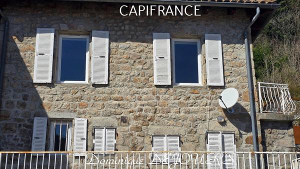 Un bien d’exception où charme, élégance et confort se rencontrent – coup de cœur immédiat garanti ! Vendue meublée et équipée.