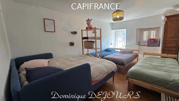 Un bien d’exception où charme, élégance et confort se rencontrent – coup de cœur immédiat garanti ! Vendue meublée et équipée.