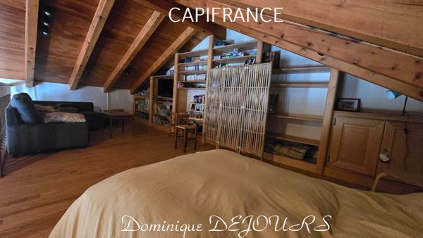 Un bien d’exception où charme, élégance et confort se rencontrent – coup de cœur immédiat garanti ! Vendue meublée et équipée.