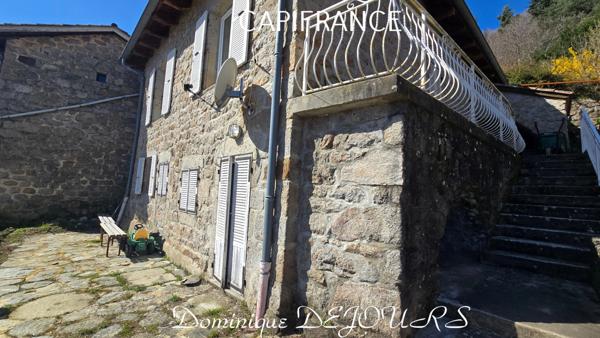 Un bien d’exception où charme, élégance et confort se rencontrent – coup de cœur immédiat garanti ! Vendue meublée et équipée.