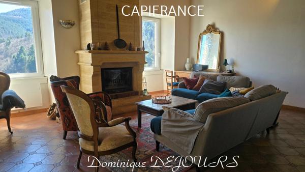 Un bien d’exception où charme, élégance et confort se rencontrent – coup de cœur immédiat garanti ! Vendue meublée et équipée.