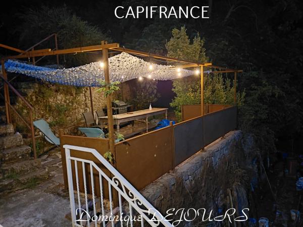 Un bien d’exception où charme, élégance et confort se rencontrent – coup de cœur immédiat garanti ! Vendue meublée et équipée.