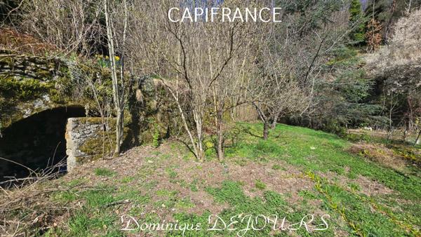 Un bien d’exception où charme, élégance et confort se rencontrent – coup de cœur immédiat garanti ! Vendue meublée et équipée.