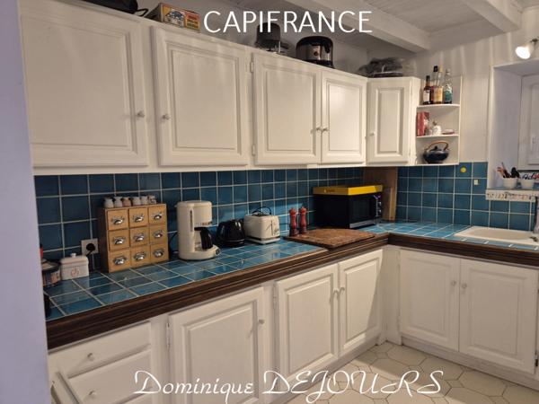 Un bien d’exception où charme, élégance et confort se rencontrent – coup de cœur immédiat garanti ! Vendue meublée et équipée.