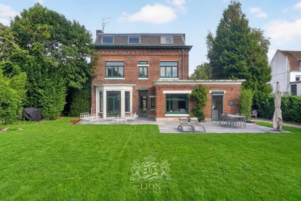 Magnifique demeure bourgeoise 5 Chambres + bureau
