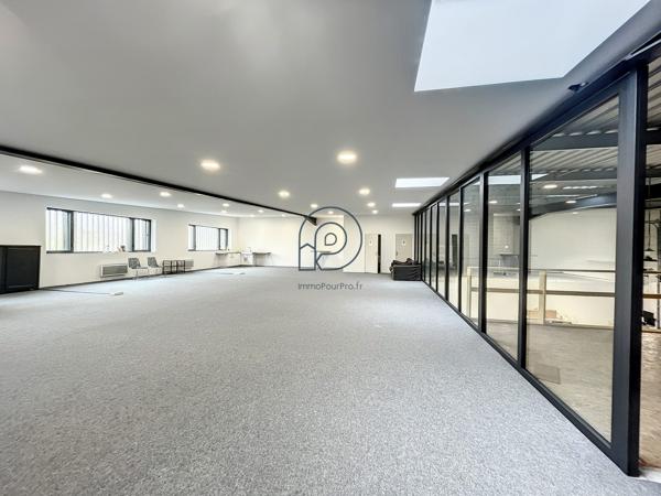 Local d'activité comme neuf La Madeleine 720 m2