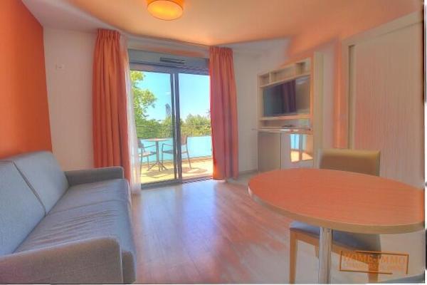 Le Cannet- appartement T2 résidence services séniors tout confort à voir !!