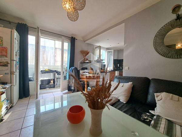 NICE OUEST Appartement  44M2  proche plage, commerces, tram