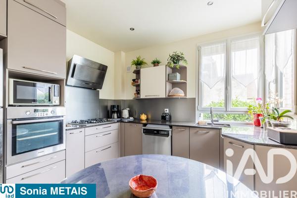 Maison à vendre 6 pièces 134,62 m² Sainte-Geneviève-des-Bois