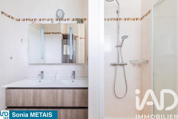 Maison à vendre 6 pièces 134,62 m² Sainte-Geneviève-des-Bois