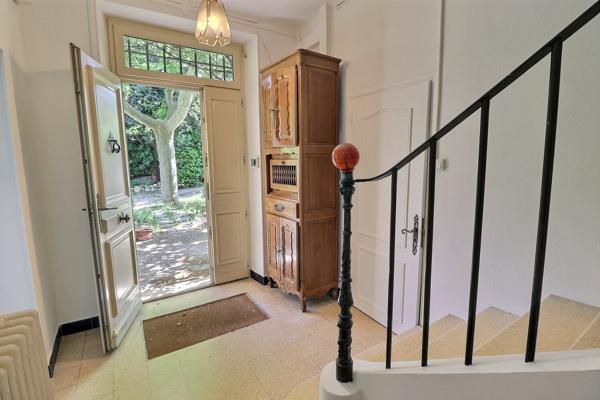 A VENDRE VEDENE Maison de maître 283 m²