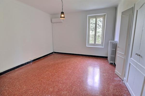 A VENDRE VEDENE Maison de maître 283 m²