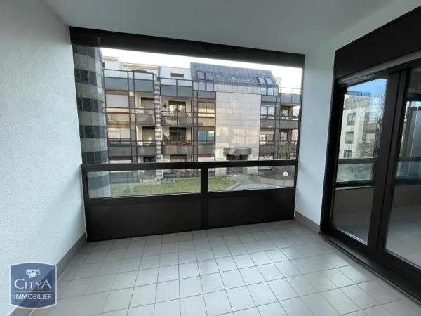 Appartement à louer 3 pièces 73.79m²