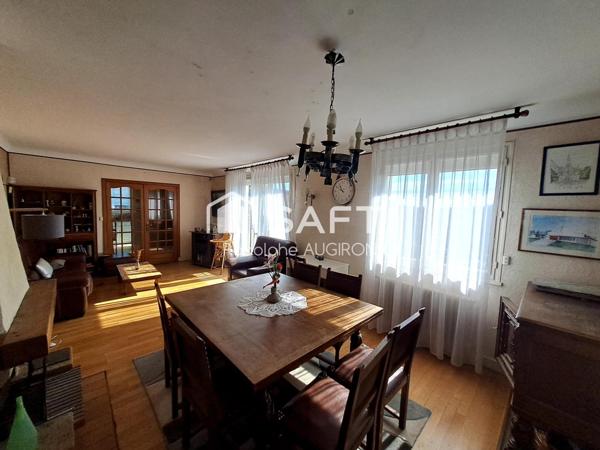 MAISON 4 CHAMBRES à  VILLIERSFINS