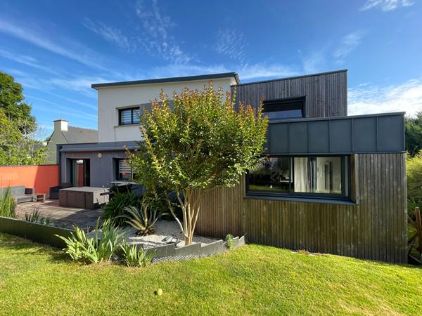 Maison à vendre à Vannes 2016 avec 4 chambres + appartement T2 et terrain de plus de 400 m²