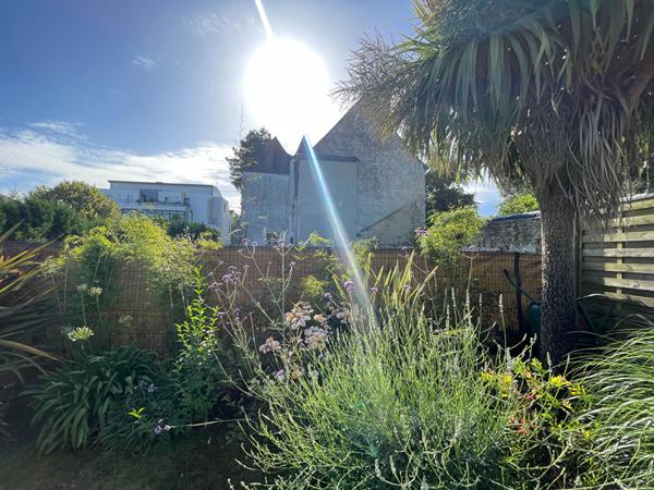 Maison à vendre à Vannes 2016 avec 4 chambres + appartement T2 et terrain de plus de 400 m²