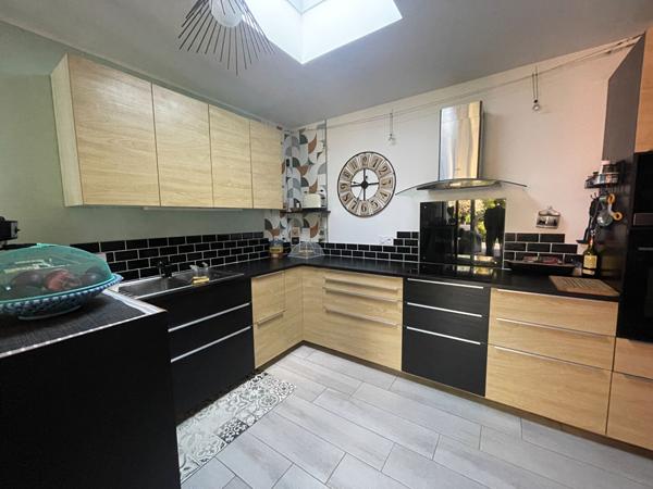 Maison à vendre à Vannes 2016 avec 4 chambres + appartement T2 et terrain de plus de 400 m²