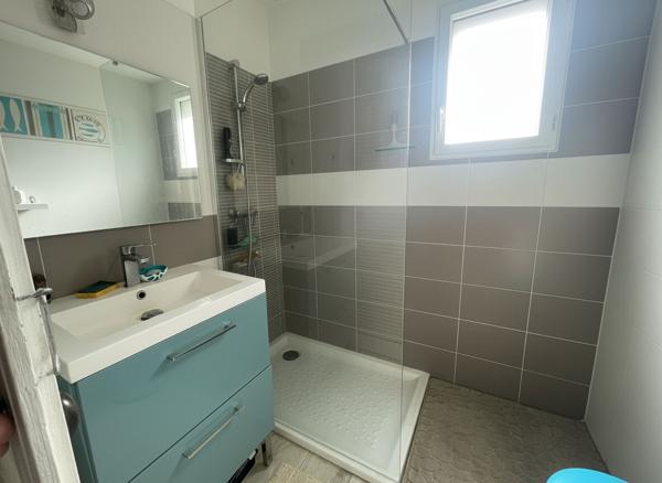 Maison à vendre à Vannes 2016 avec 4 chambres + appartement T2 et terrain de plus de 400 m²