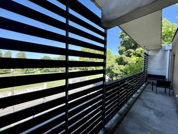 Appartement à louer 1 149 € CC Bègles 3 p 69 m² DPE C