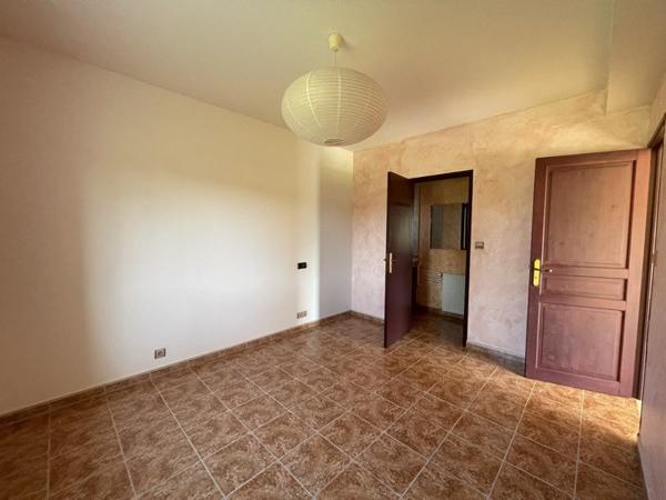 Maison à vendre |  Saint-Laurent-sur-Manoire |  6 pièces | 164 m²