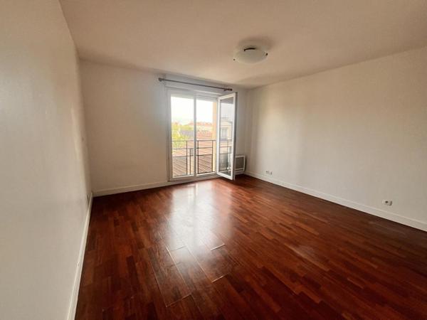 Appartement Noisy Le  Sec - 1 pièce(s) 25 m2