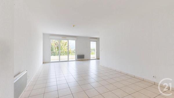 Appartement T4 à vendre  4 pièces - 91,50 m 2   BAYONNE  - 64