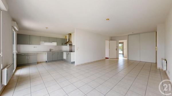 Appartement T4 à vendre  4 pièces - 91,50 m 2   BAYONNE  - 64