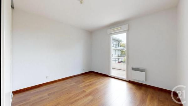 Appartement T4 à vendre  4 pièces - 91,50 m 2   BAYONNE  - 64