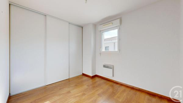 Appartement T4 à vendre  4 pièces - 91,50 m 2   BAYONNE  - 64