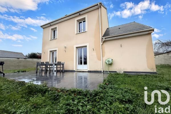 Maison traditionnelle 6 pièces de 107 m² à Nanteuil-lès-Meaux (77100)