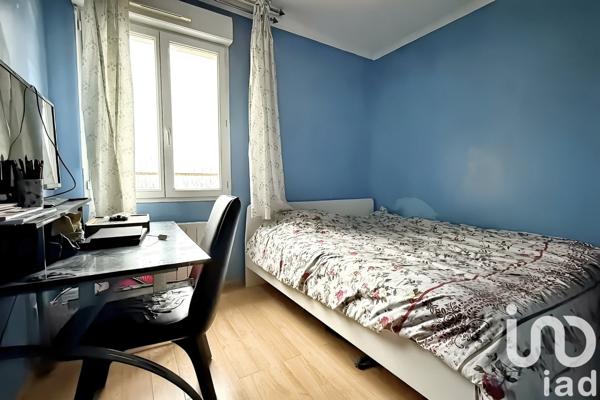 Maison traditionnelle 6 pièces de 107 m² à Nanteuil-lès-Meaux (77100)