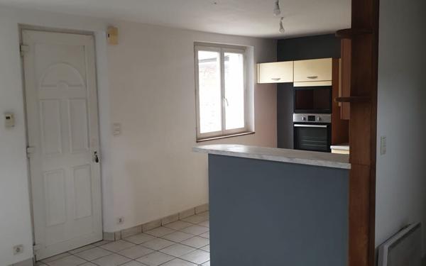 Maison à vendre    3 pièces • 61 m2 Laissac