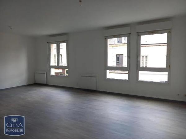 Appartement à louer 4 pièces 112.36m² Châteauroux (36000)