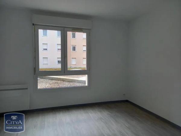 Appartement à louer 4 pièces 112.36m² Châteauroux (36000)