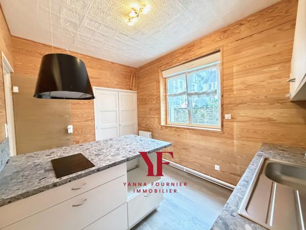 Brest (29200) Brest Centre, Beau T1 bis, Quartier Saint Michel, Victor Hugo , 2 pièces, grande cuisine