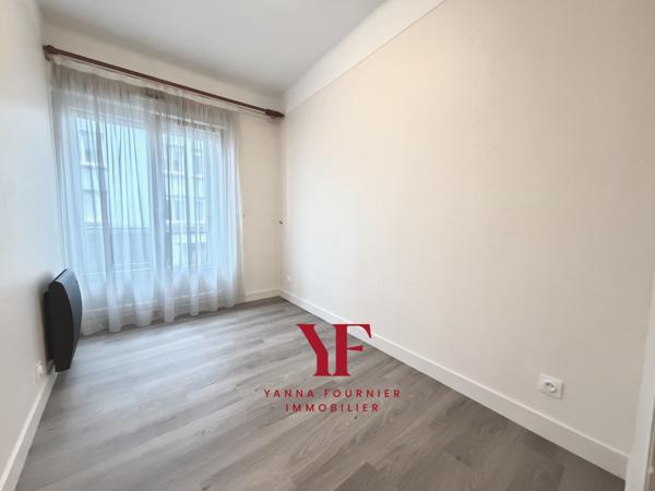 Brest (29200) Brest Centre, Beau T1 bis, Quartier Saint Michel, Victor Hugo , 2 pièces, grande cuisine