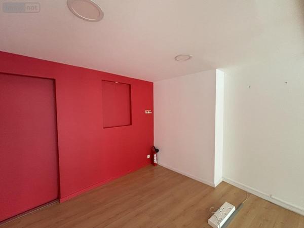 Fonds et/ou murs commerciaux à louer à Laval en Mayenne (53000), ref : 53005-L415