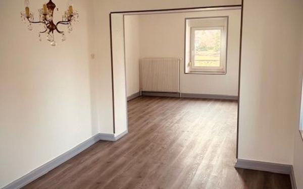 Immeuble à vendre    11 pièces •  Fraize