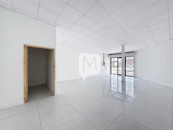 Dpt (Guyane) , à louer CAYENNE local de 58 m² au rez-de-chaussée